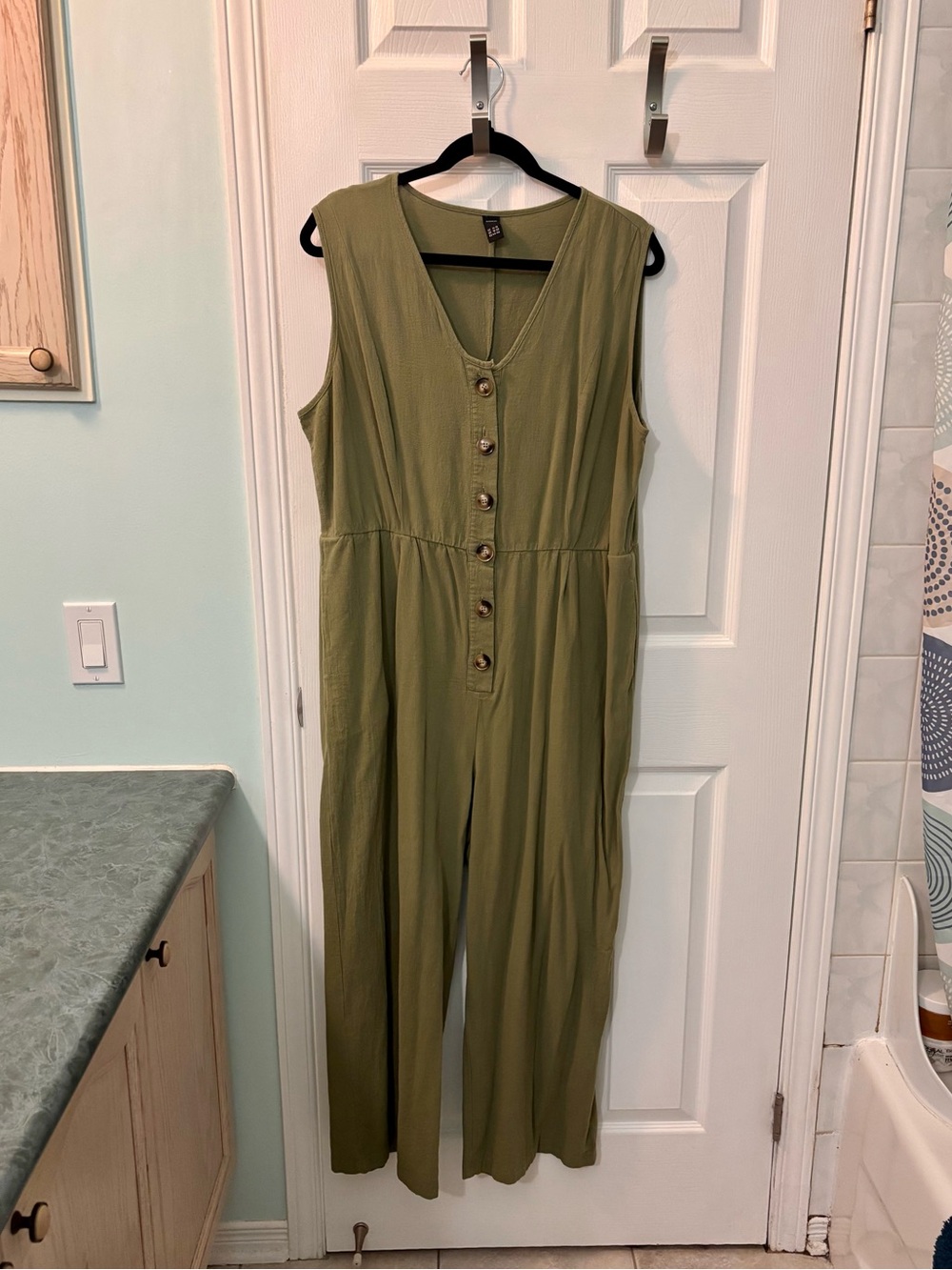 BloomChic Olive Green Sleeveless Button-Front Wide-Leg Jumpsuit
